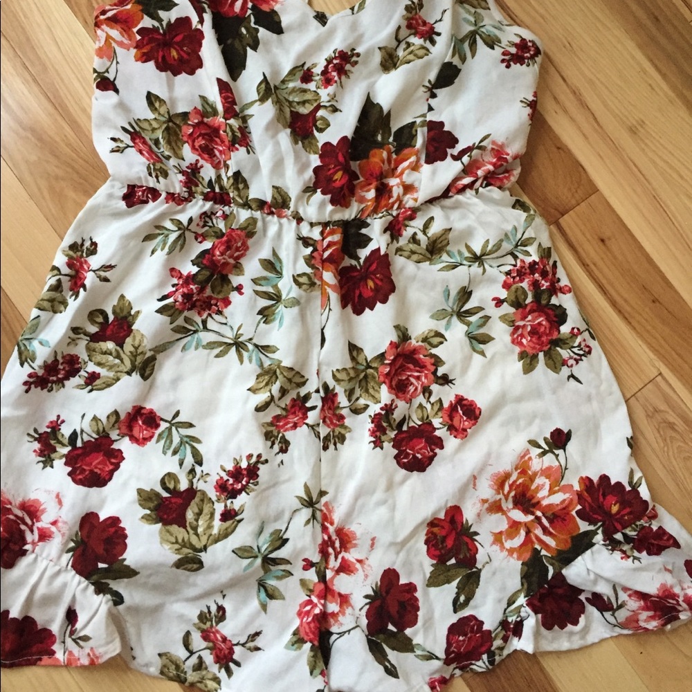 Romper - Picture 2 of 5